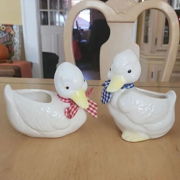 White duck porcelain planters set of 2 - Picture 2 of 11